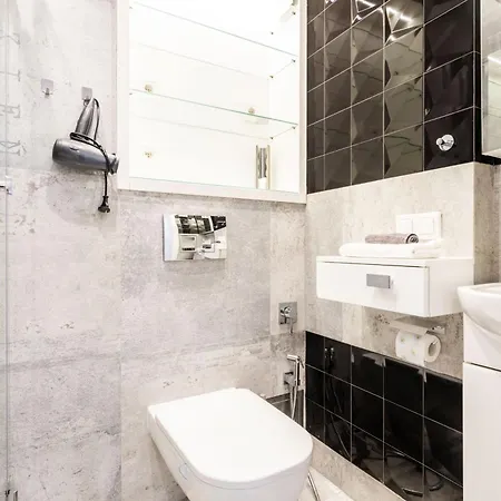 Chmielna 106b Centrum By Vaya * Varşova